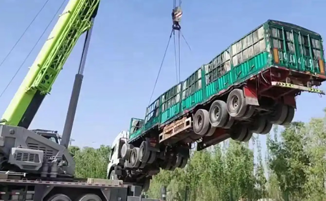 马龙区道路脱困救援案例